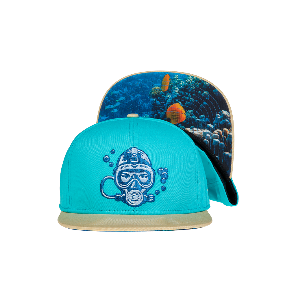 Snapback Cap Diver