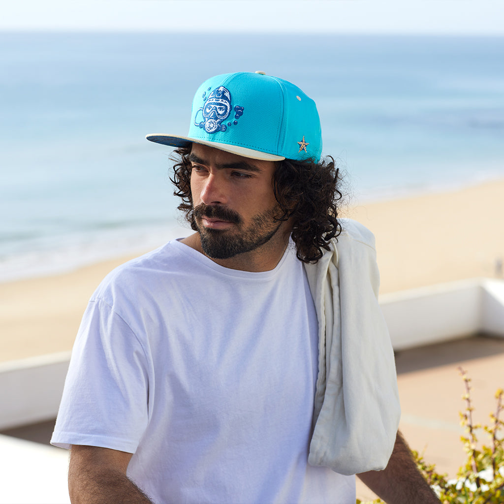 Snapback Cap Diver