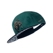 Snapback Cap Charging Bull